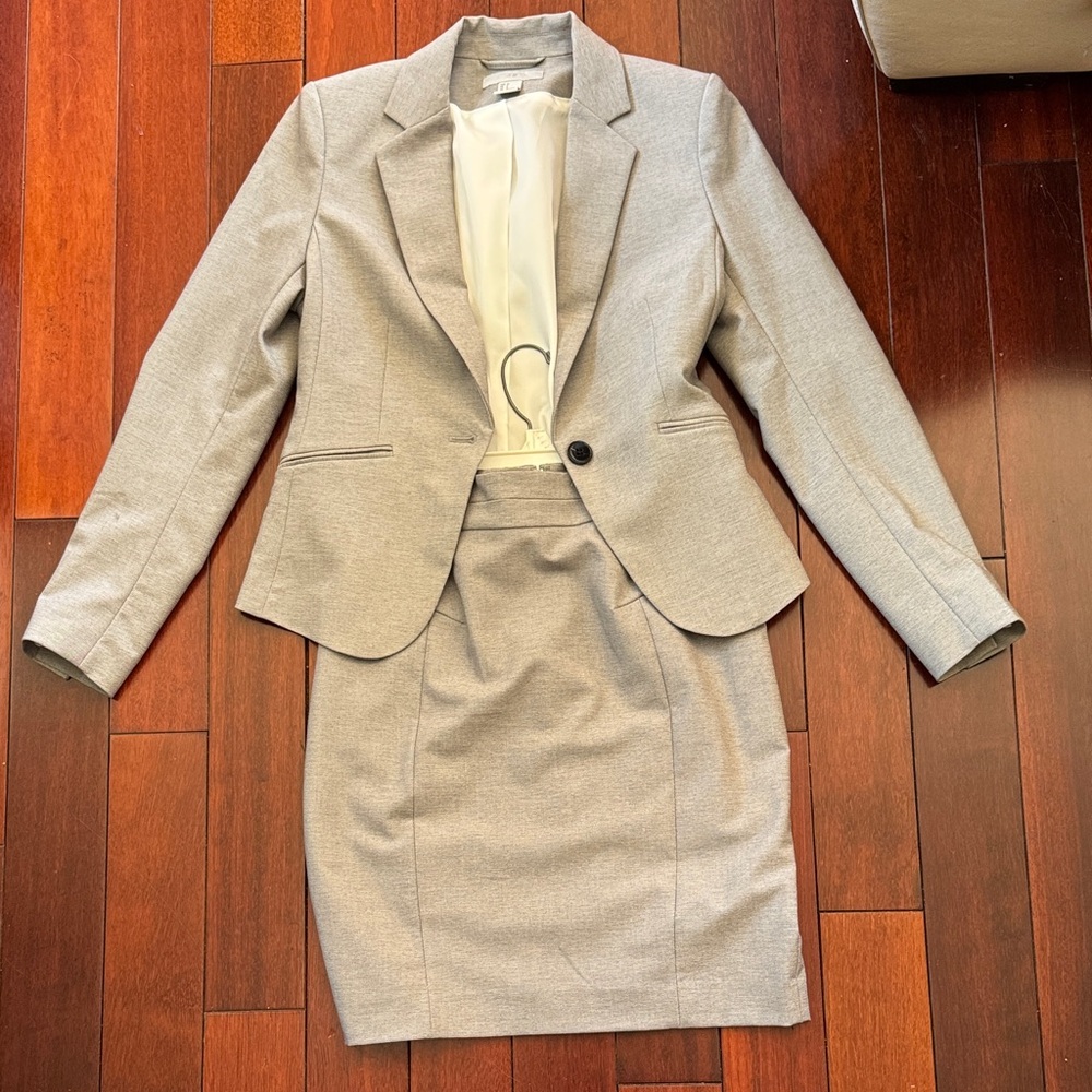 H&M Gray Skirt Set